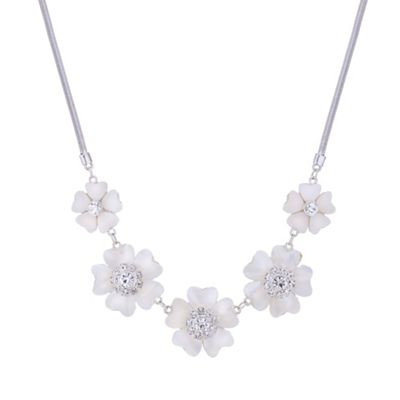 Cream pearl crystal floral necklace